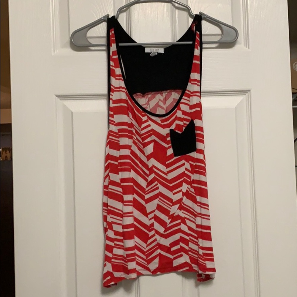 🌻Delia’s Tank Top